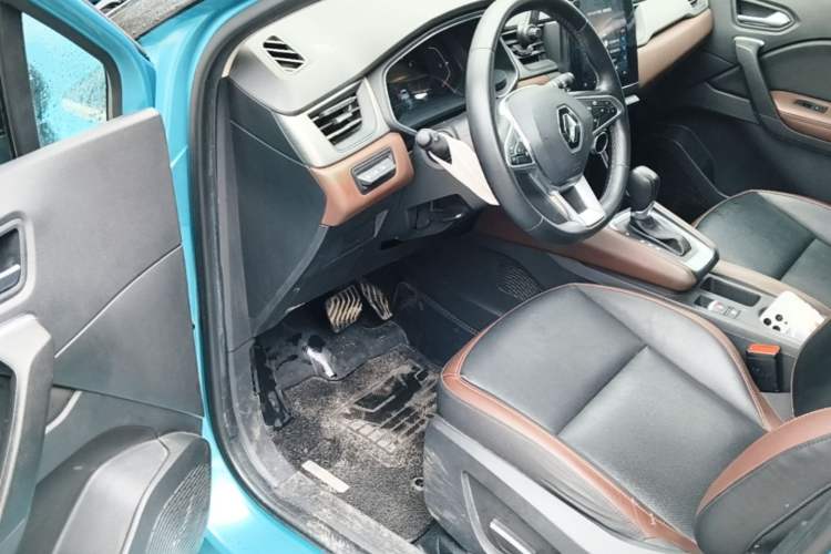 Used Renault Clio 2019 TCe270 Automatic Prestige Model Driver Seat