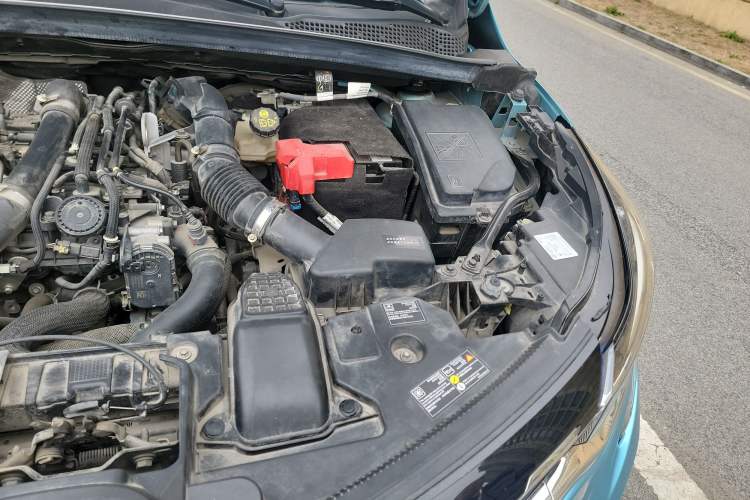 Used Renault Clio 2019 TCe270 Automatic Prestige Model Engine Bay Left