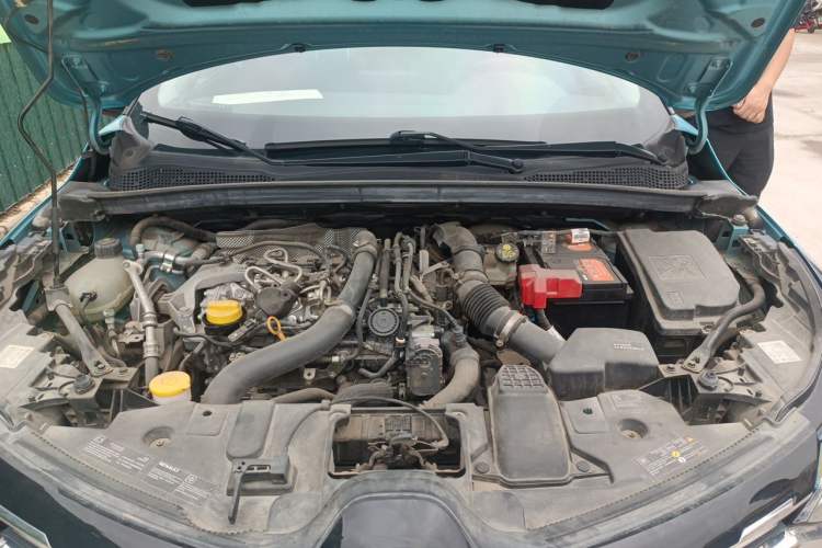 Used Renault Clio 2019 TCe270 Automatic Prestige Model Engine Bay