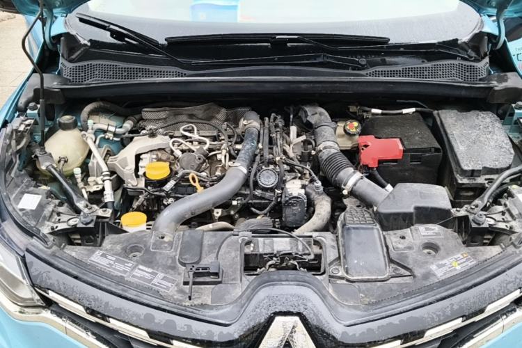 Used Renault Clio 2019 TCe270 Automatic Prestige Model Engine Bay