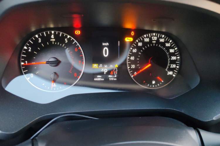 Used Renault Clio 2019 TCe270 Automatic Trendy Model Instrument Cluster
