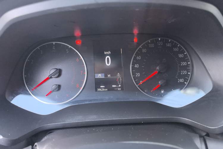 Used Renault Clio 2019 TCe270 Automatic Dynamic Model Instrument Cluster
