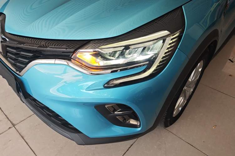 Used Renault Clio 2019 TCe270 Automatic Sporty Model Left Front Headlight