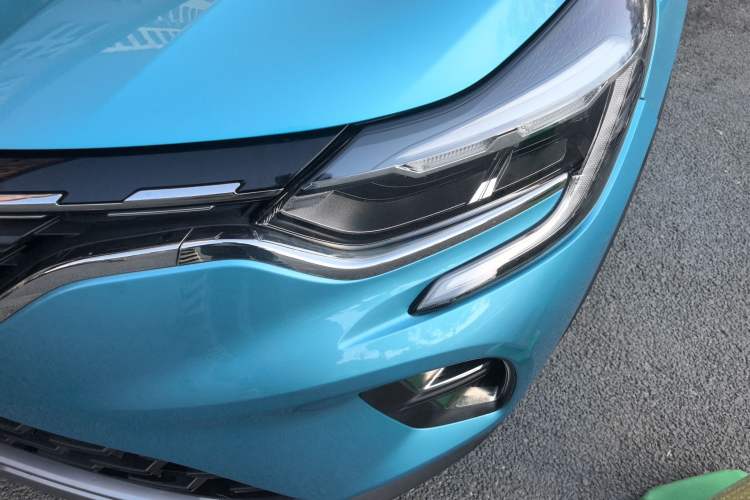 Used Renault Clio 2019 TCe270 Automatic Dynamic Model Left Front Headlight