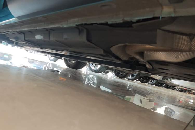 Used Renault Clio 2019 TCe270 Automatic Sporty Model Left Side Sill
