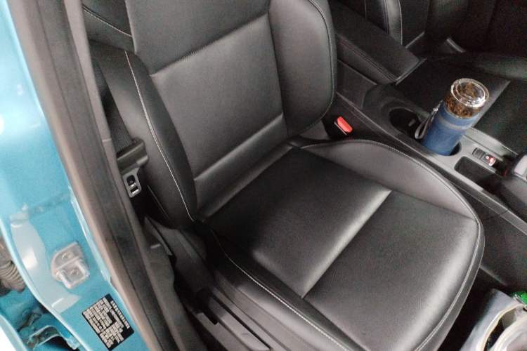 Used Renault Clio 2019 TCe270 Automatic Dynamic Model Right Front Seat