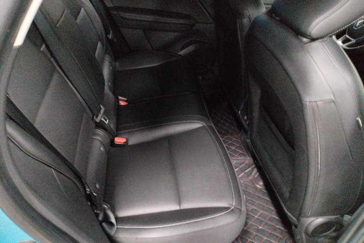 Used Renault Clio 2019 TCe270 Automatic Dynamic Model Right Rear Seat