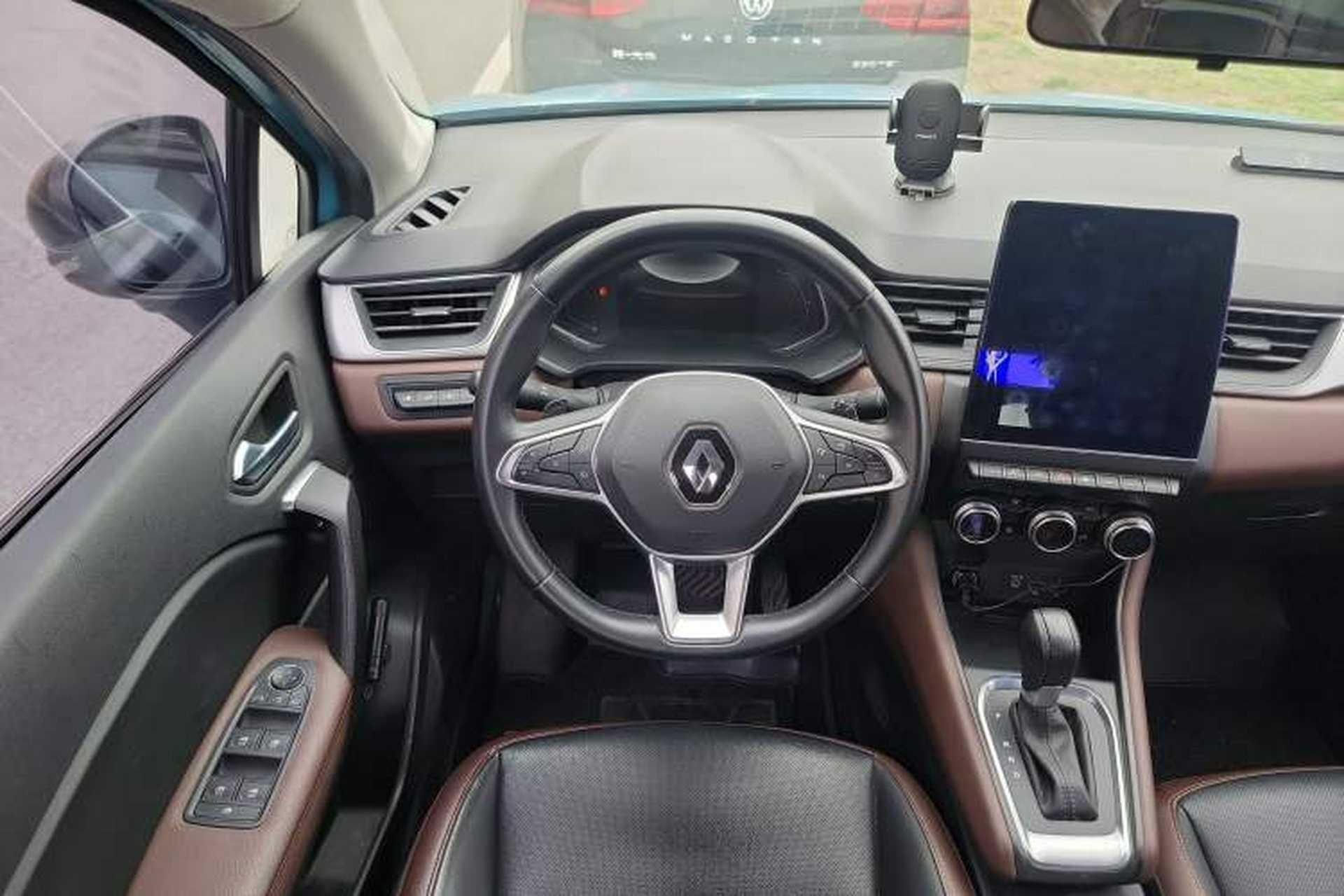 Used Renault Clio 2019 TCe270 Automatic Prestige Model Steering Wheel