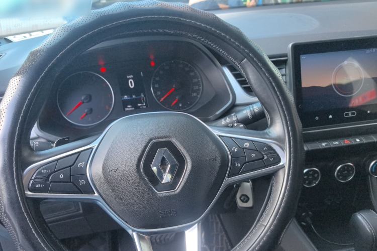 Used Renault Clio 2019 TCe270 Automatic Dynamic Model Steering Wheel
