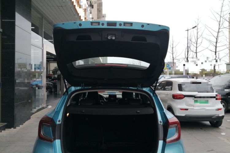 Used Renault Clio 2019 TCe270 Automatic Prestige Model Trunk