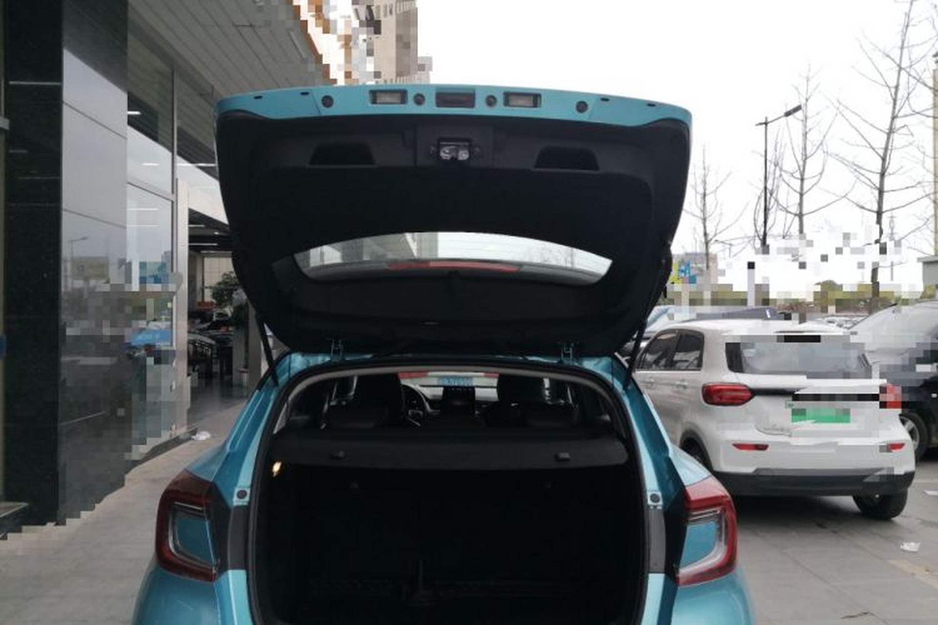 Used Renault Clio 2019 TCe270 Automatic Prestige Model Trunk