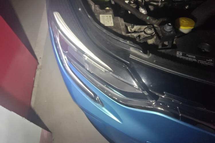 Used Renault Clio 2019 TCe270 Automatic Trendy Model Right Front Headlight