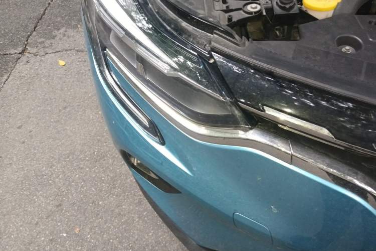 Used Renault Clio 2019 TCe270 Automatic Prestige Model Right Front Headlight