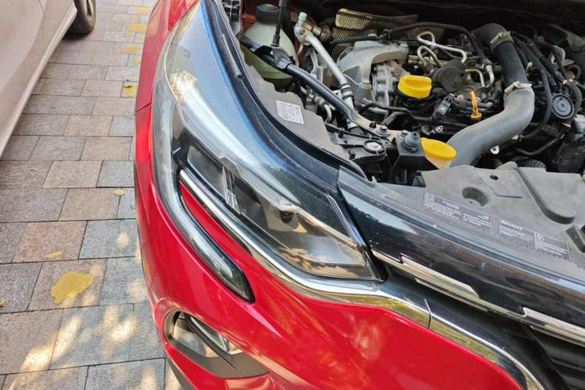 Used Renault Clio 2019 TCe270 Automatic Trendy Model Exterior 6