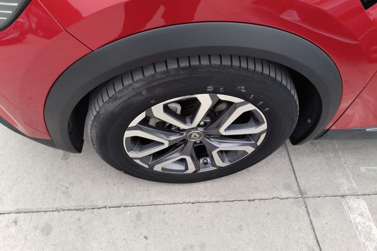 Used Renault Clio 2019 TCe270 Automatic Dynamic Model Exterior 7