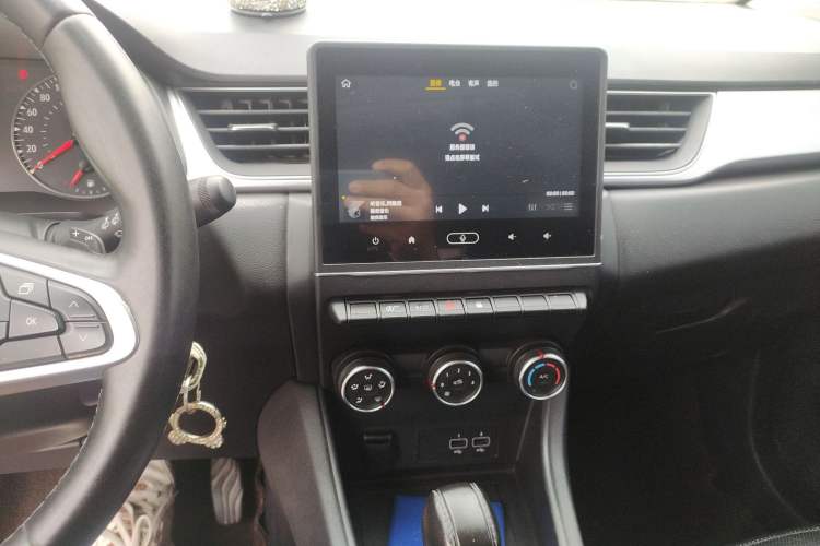 Used Renault Clio 2019 TCe270 Automatic Dynamic Model Gear Lever