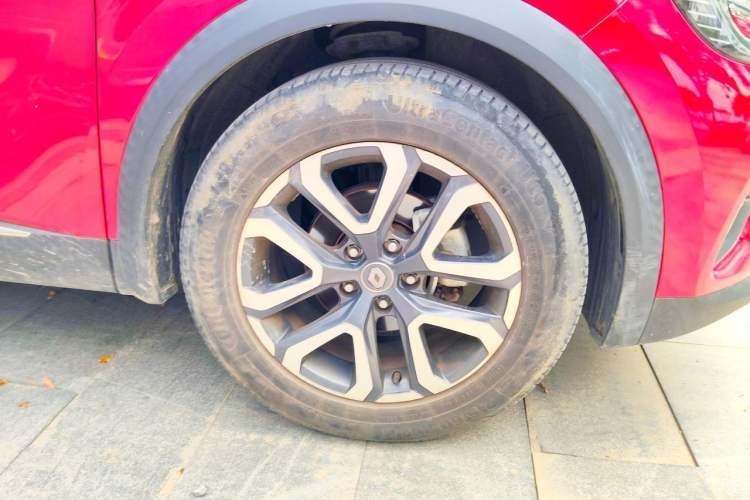 Used Renault Clio 2019 TCe270 Automatic Dynamic Model Right Front Wheel Hub
