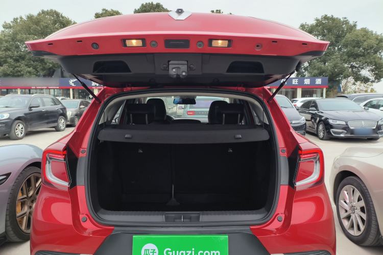 Used Renault Clio 2019 TCe270 Automatic Dynamic Model Trunk