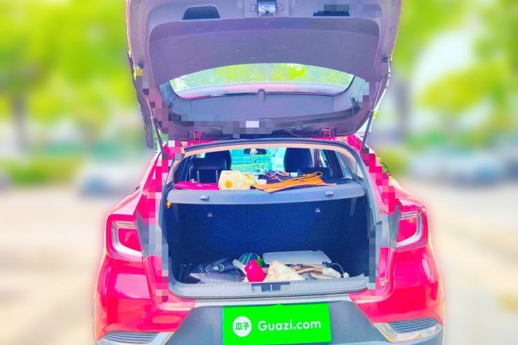 Used Renault Clio 2019 TCe270 Automatic Dynamic Model Trunk