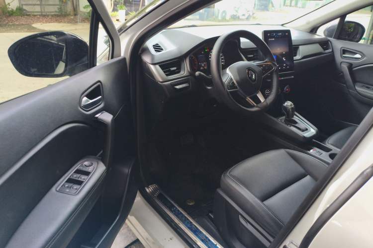 Used Renault Clio 2019 TCe270 Automatic Trendy Model Driver Seat