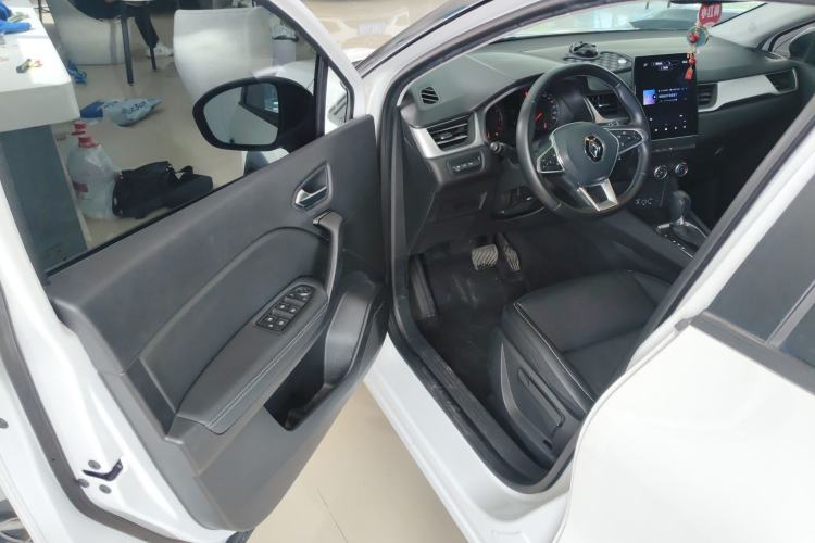 Used Renault Clio 2019 TCe270 Automatic Trendy Model Driver Seat
