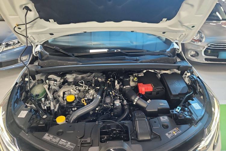 Used Renault Clio 2019 TCe270 Automatic Trendy Model Engine Bay
