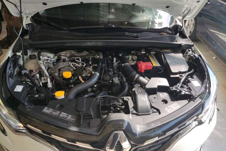 Used Renault Clio 2019 TCe270 Automatic Dynamic Model Engine Bay