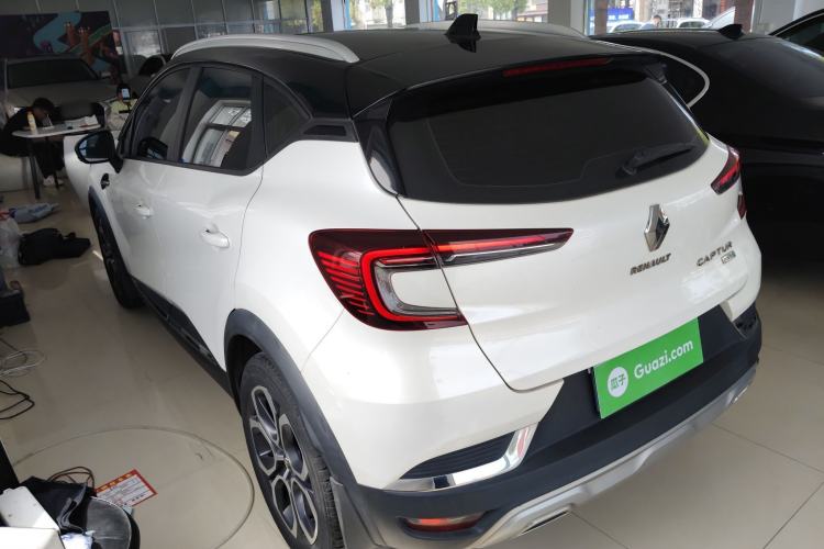 Used Renault Clio 2019 TCe270 Automatic Trendy Model Exterior 2