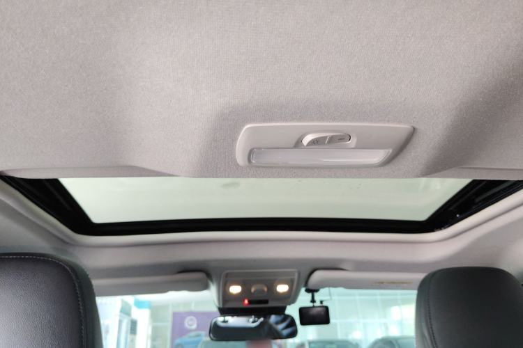 Used Renault Clio 2019 TCe270 Automatic Trendy Model Headliner