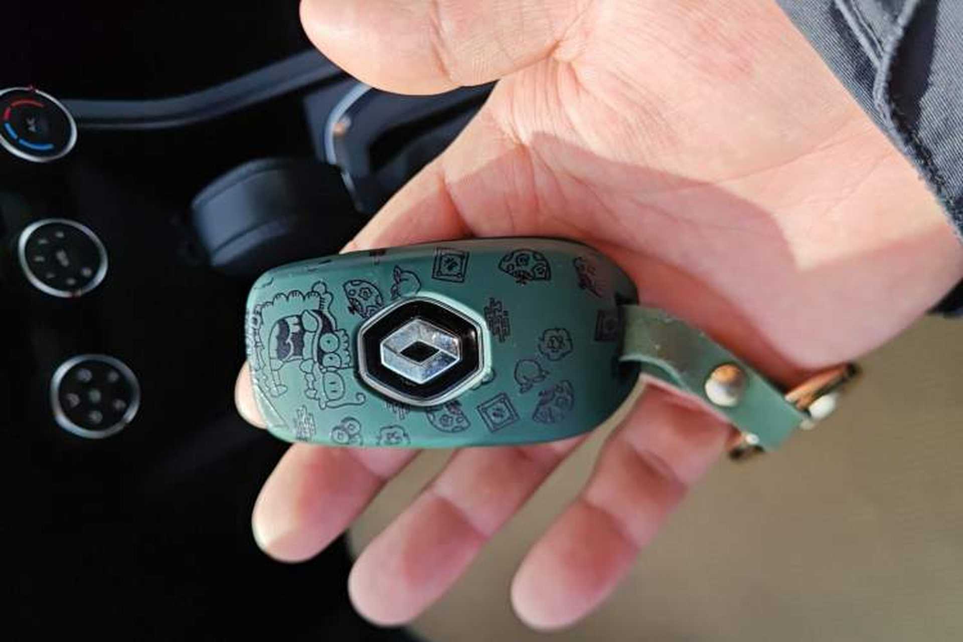 Used Renault Clio 2019 TCe270 Automatic Dynamic Model Interior 1