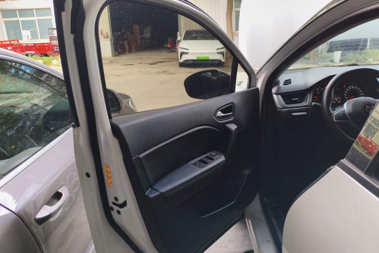 Used Renault Clio 2019 TCe270 Automatic Trendy Model Left Front Door Interior