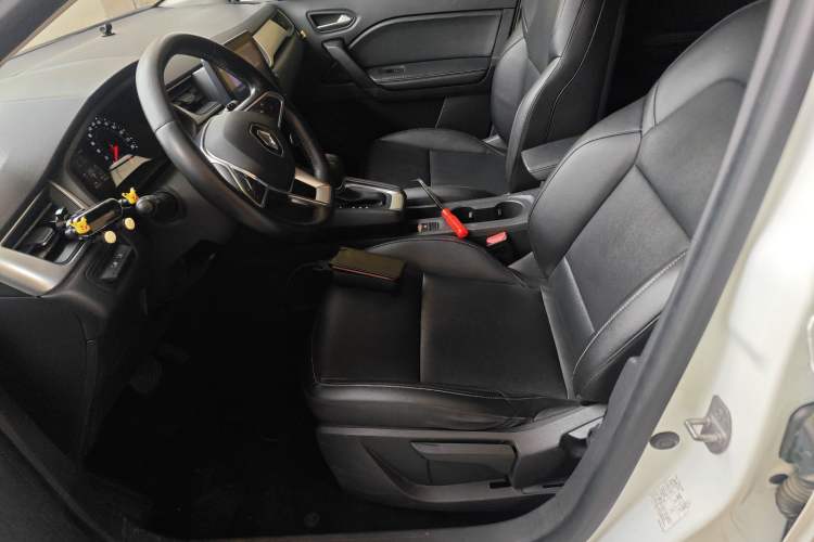 Used Renault Clio 2019 TCe270 Automatic Dynamic Model Left Front Seat