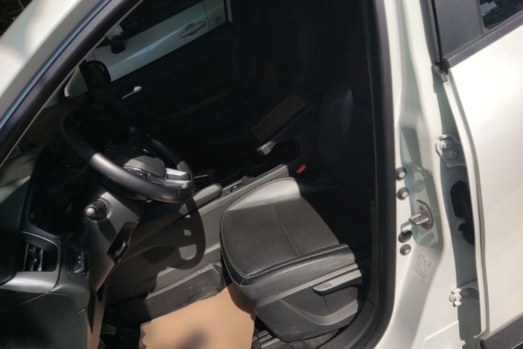 Used Renault Clio 2019 TCe270 Automatic Dynamic Model Left Front Seat
