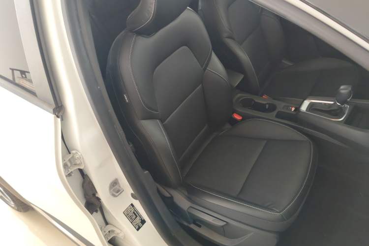 Used Renault Clio 2019 TCe270 Automatic Trendy Model Right Front Seat