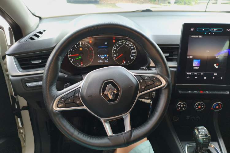 Used Renault Clio 2019 TCe270 Automatic Trendy Model Steering Wheel