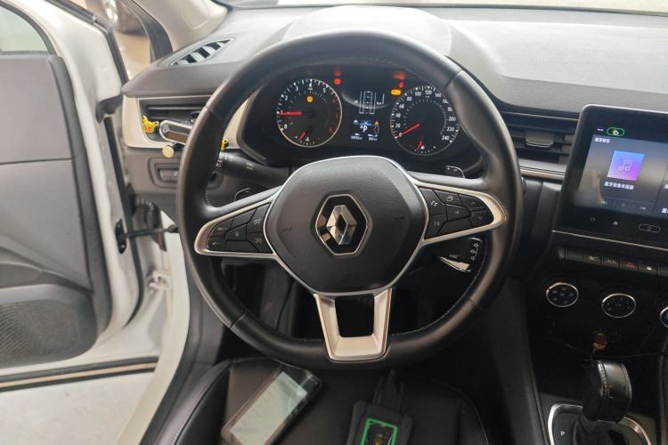 Used Renault Clio 2019 TCe270 Automatic Dynamic Model Steering Wheel