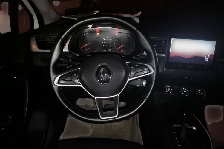 Used Renault Clio 2019 TCe270 Automatic Dynamic Model Steering Wheel