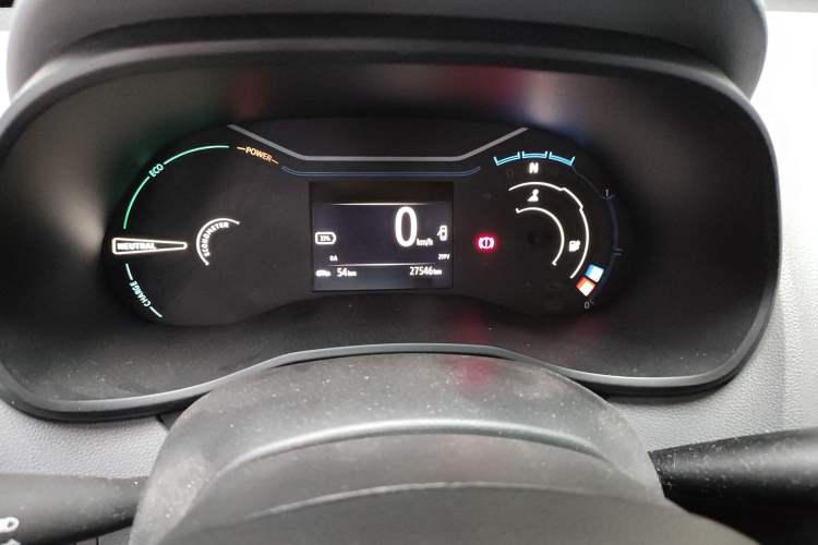 Used Renault E-Nuo 2019 e-Intelligent Model Odometer Close Up