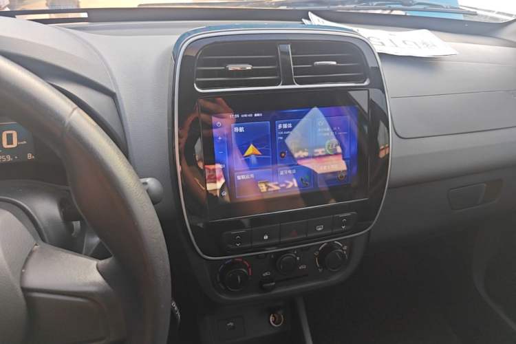 Used Renault E-Nuo 2019 e-Smart Model Audio And AC Panel