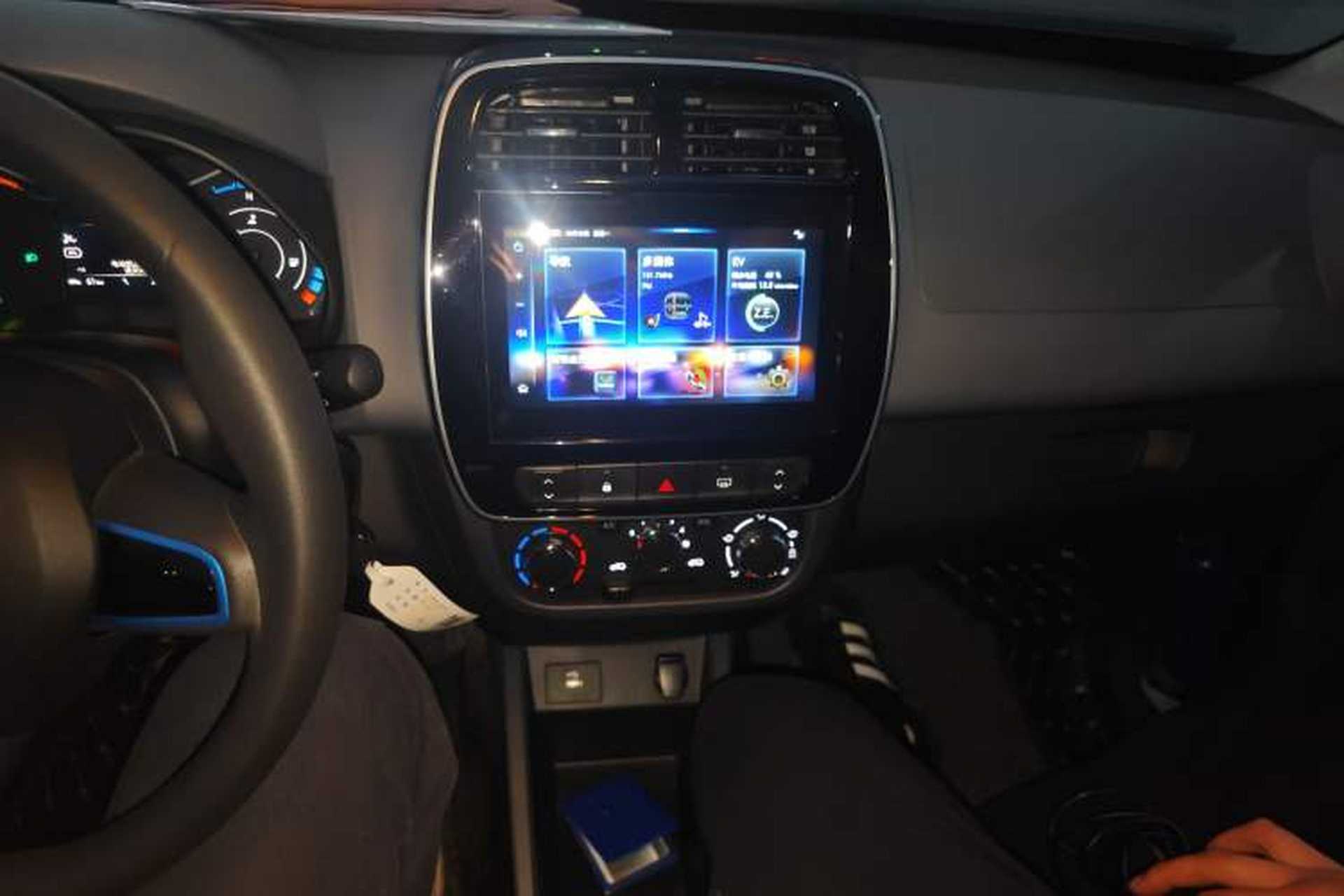 Used Renault E-Nuo 2019 e-Intelligent Model Audio And AC Panel