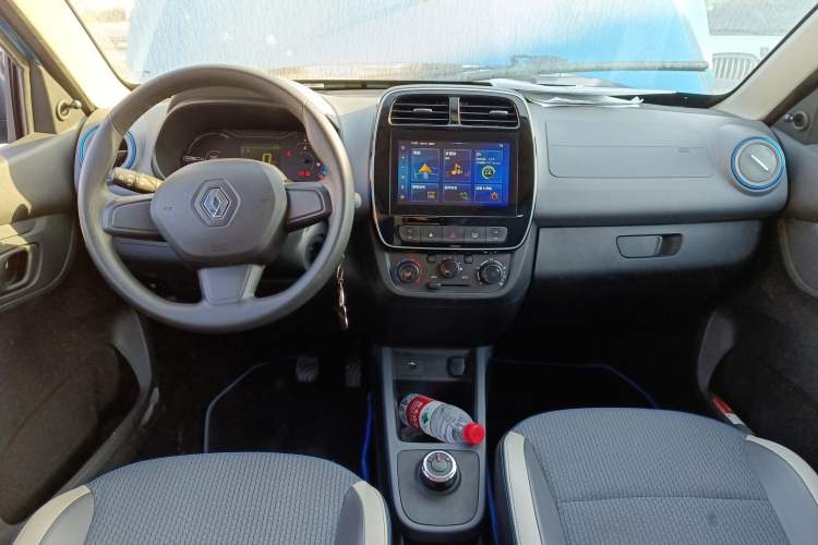 Used Renault E-Nuo 2019 e-Smart Model Center Console