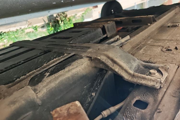 Used Renault E-Nuo 2019 e-Smart Model Chassis Rear Left