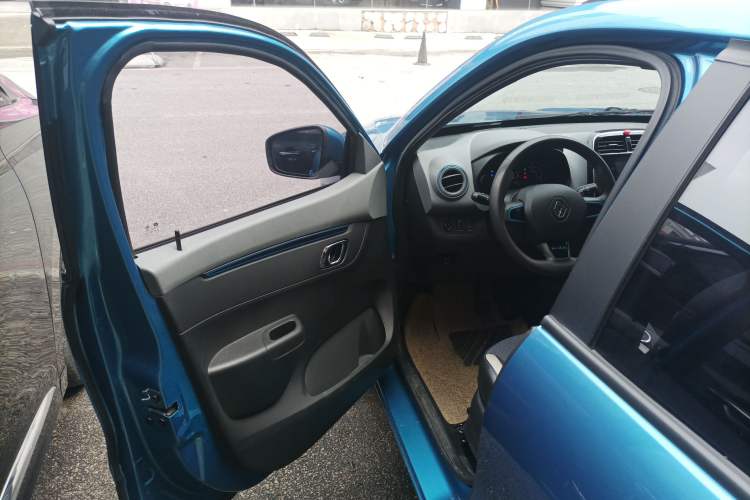 Used Renault E-Nuo 2019 e-Intelligent Model Driver Seat