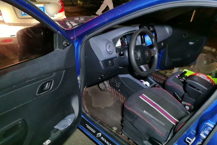 Used Renault E-Nuo 2019 e-Smart Model Driver Seat