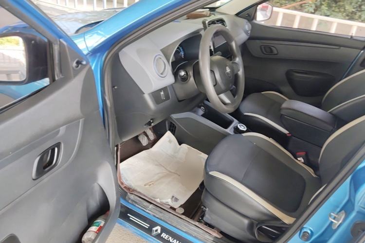 Used Renault E-Nuo 2019 e-Smart Model Driver Seat