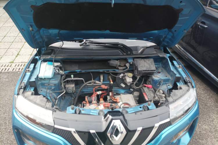Used Renault E-Nuo 2019 e-Intelligent Model Engine Bay