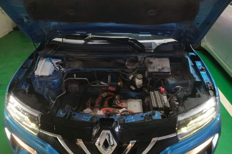 Used Renault E-Nuo 2019 e-Intelligent Model Engine Bay