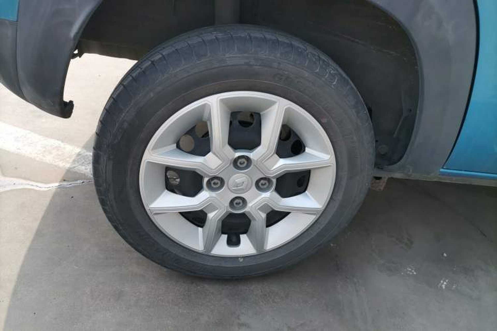 Used Renault E-Nuo 2019 e-Smart Model Exterior 5