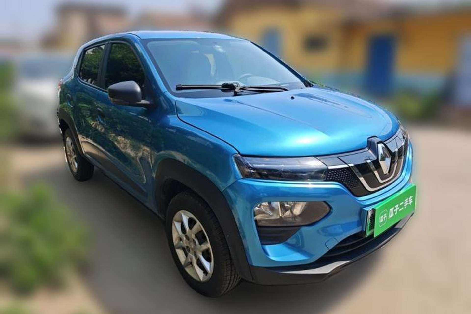 Used Renault E-Nuo 2019 e-Smart Model Front Right 45 Deg
