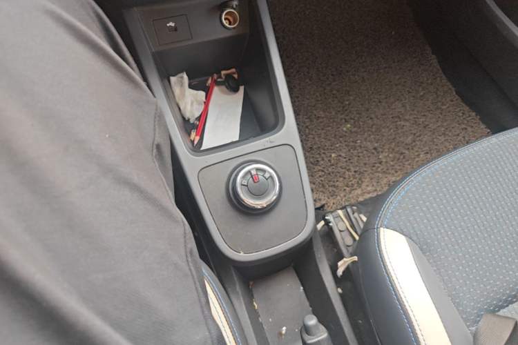 Used Renault E-Nuo 2019 e-Smart Model Gear Lever